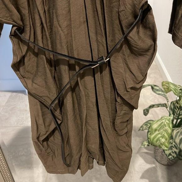 Her Bottari Green Dress size medium - Picture 4 of 6